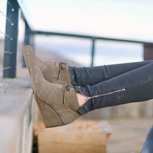 TOMS | NWT Desert Wedge Kala Bootie